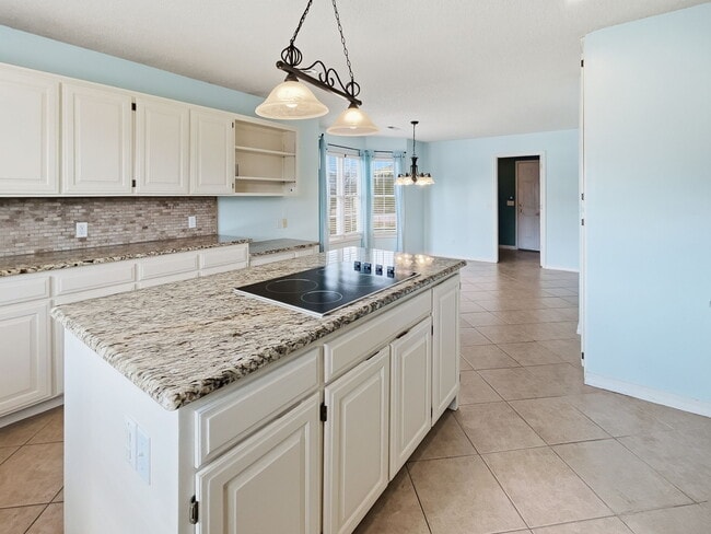 Photo - 3204 Peach Blossom