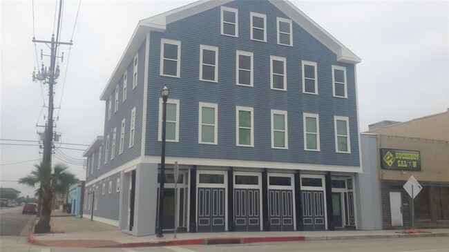 Building Photo - 405 24th St Unit 202 Rental