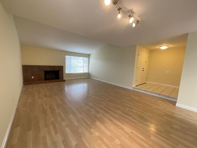 Photo - Island Village: Gated 3 Bed 2.5 Bath Attac...