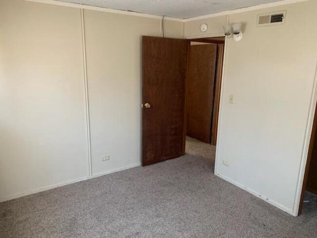 Photo - 300 Westland Dr