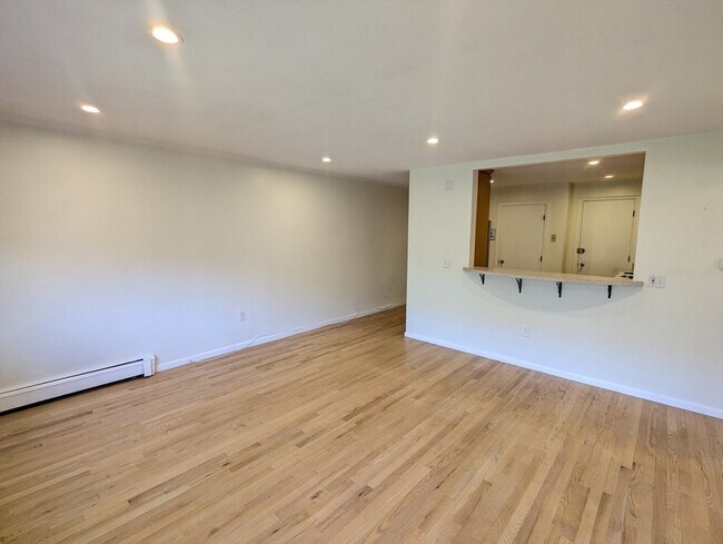 Photo - 15 Walbridge St Unit 31