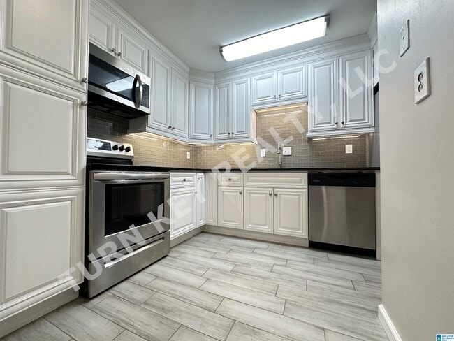 Photo - 417 Skyview Dr Unit A