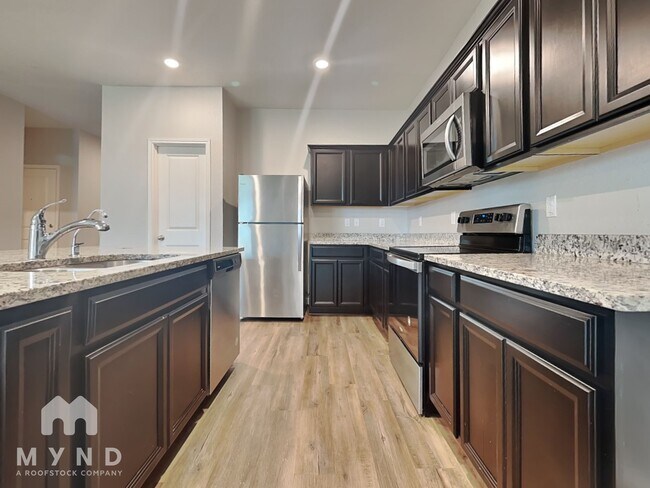 Photo - 12708 Robert Taft St