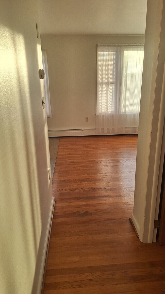 Photo - 4930 Graceton Rd Unit 2 South