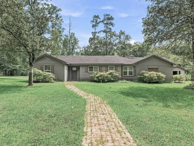 Building Photo - 165 Morris Dr