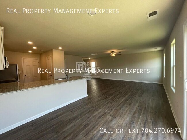 Photo - 8104 Derby Wood Ln