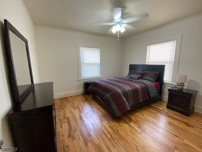 Photo - 74 Grove St Apartment Unit 2