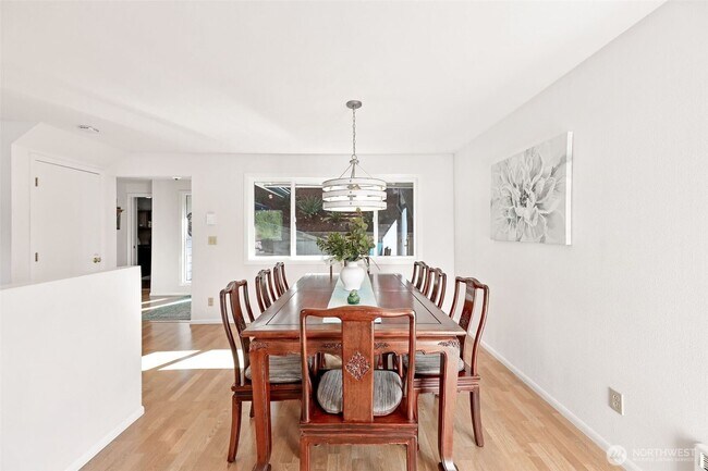 Photo - 6917 Olive Ave