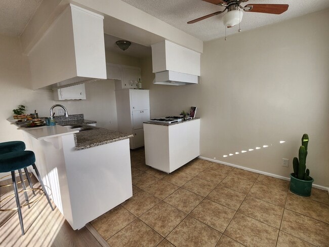 2510 Anchovy Ave.