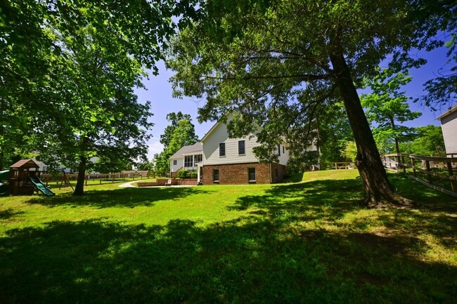 Photo - 237 Riverbend Rd