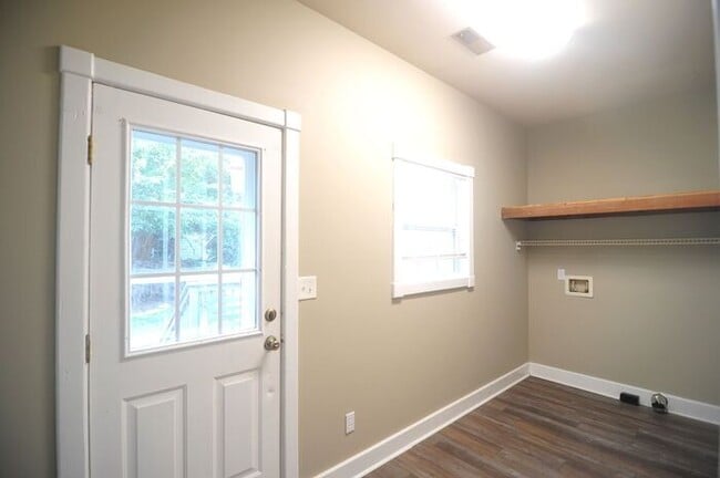 Photo - 202 Beirne Ave NW