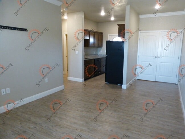 Photo - 2404 E 14th St Unit C