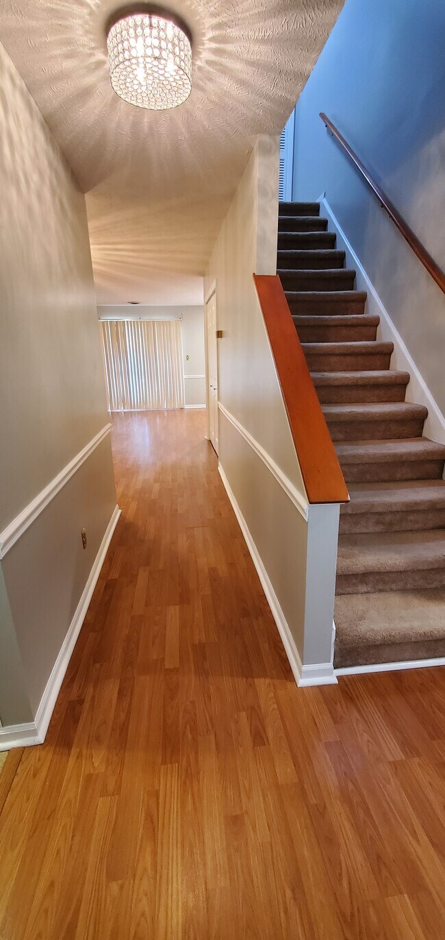 Photo - 1025 Carolina Rd