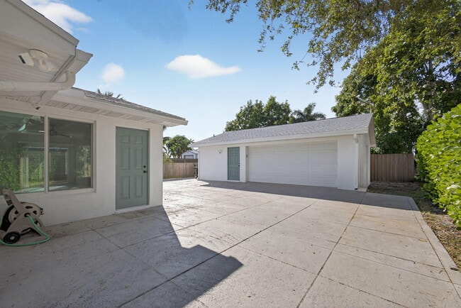 Photo - 18942 SE Hillcrest Dr