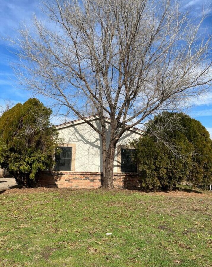 Photo - 3109 NE 12th St