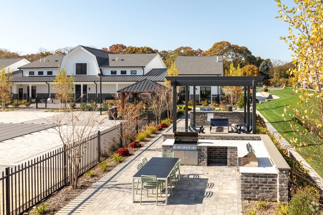 Outdoor Kitchen