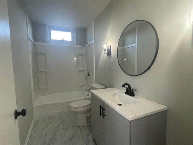Photo - 48 Woodlawn St Unit 1