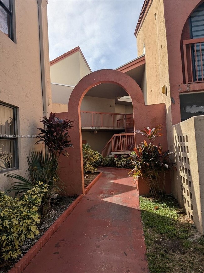 Photo - 10245 NW 9th St Unit 210-9