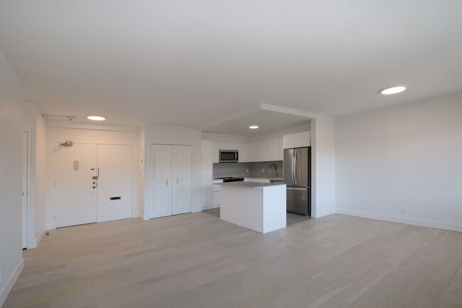 Photo - 4555 Av. Bonavista Unit 511