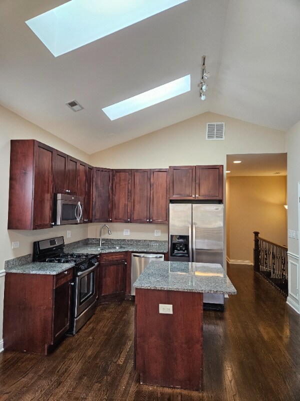 Photo - 6330 S Ingleside Ave Unit 3