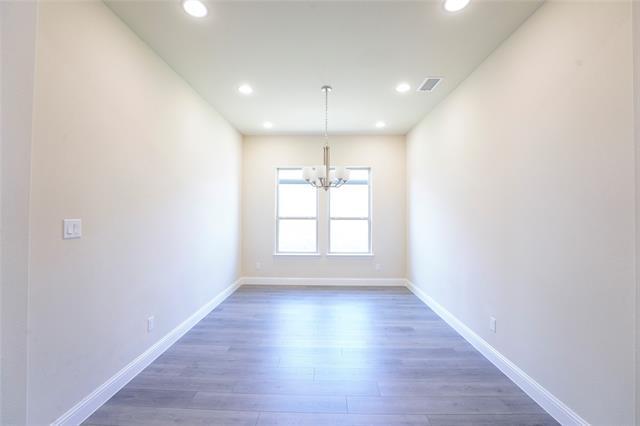 Photo - 3208 Morris Ln