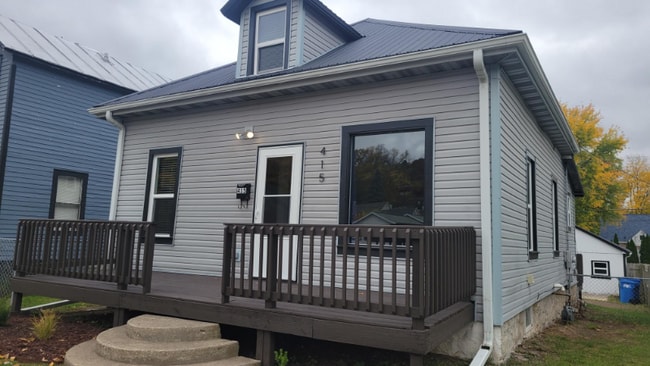 Photo - 415 8th Ave