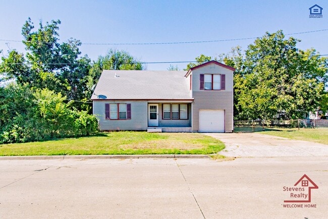 1602 NW Irwin Ave