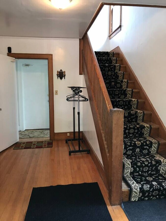 Photo - 204 Cornell St Unit Second Foor