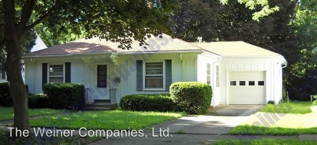 Building Photo - Now leasing for June!