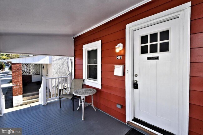 Photo - 23 Walnut St