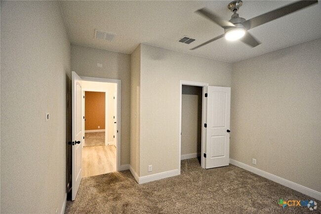 Building Photo - 2912 Tuaber Rental