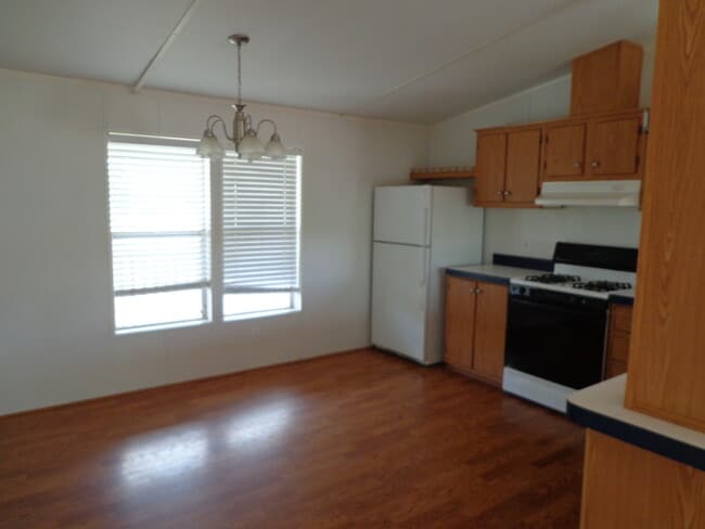 Photo - 3 Bedroom 2 Bath On Large Corner Lot *Cordes Lakes*