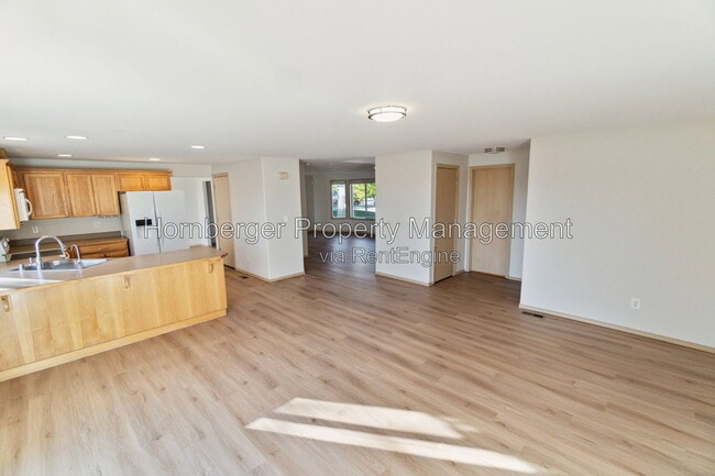 Photo - 509 S Joslin Pl