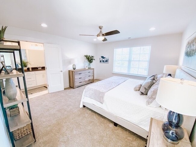 Oakwood Village Townhomes