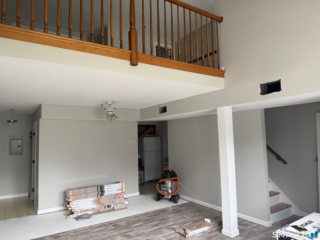 11 Concorde Way Unit B5