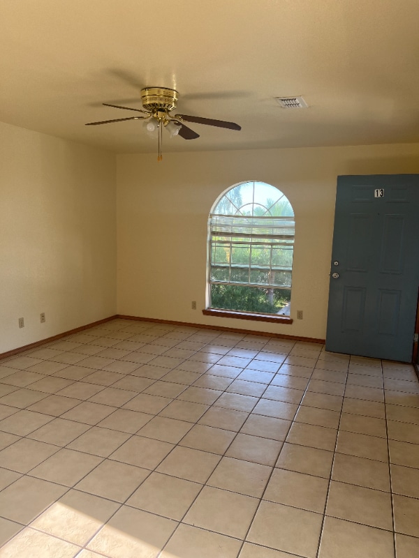 Building Photo - 1000 Wild Rose Ln Unit 13 Rental