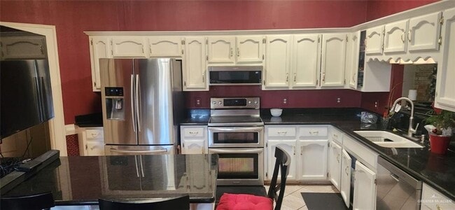 Photo - 21 Toucan Ave