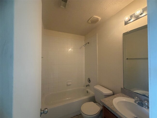 Photo - 21219 Grand Linden Ct