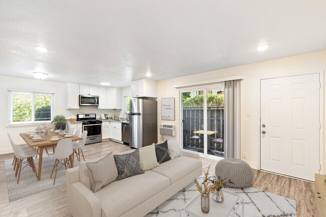 Glenbrook Apartments