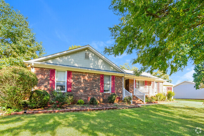 Building Photo - 1524 Pine Creek Rd Rental