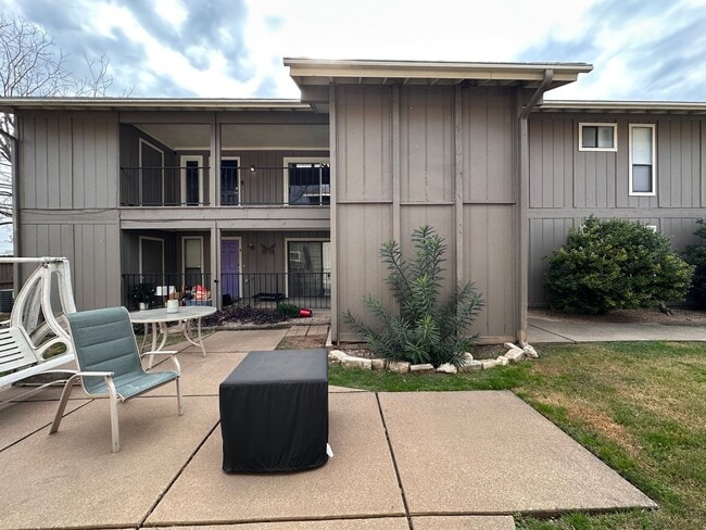 Photo - A Modern 2 Bedroom 2 Full Baths Condo Home for rent near Domain, 2nd Floor with Porch, Two Assign...