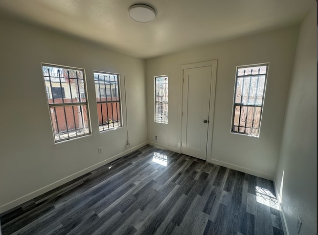 Photo - 8114 S Hoover St Unit 8116 1/2