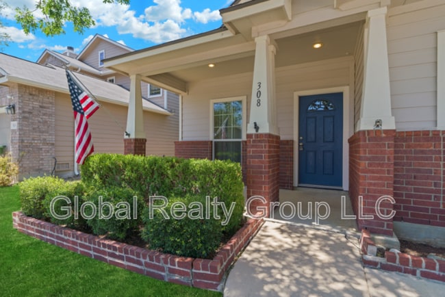 Photo - 308 Rustic Tr