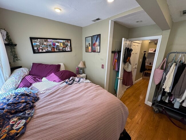 Photo - 735 Somerville Ave Unit 3