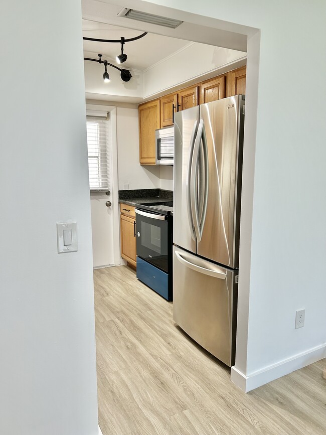 Photo - 2431 SW 82nd Ave Unit 204