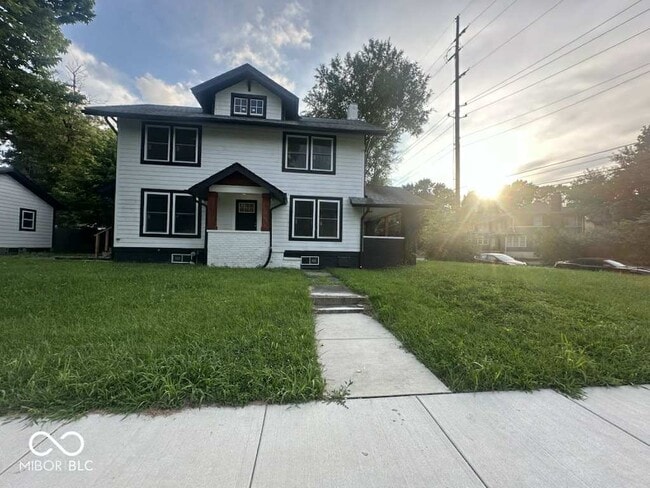 Building Photo - 1135 Fairfield Ave Rental