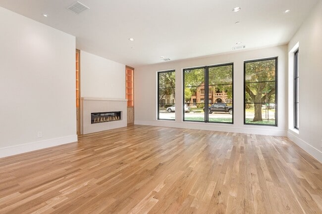 Photo - 4203 Normandy Ave