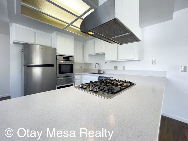 Photo - Spacious 3BR Home with Garden Beds & Pet-F...