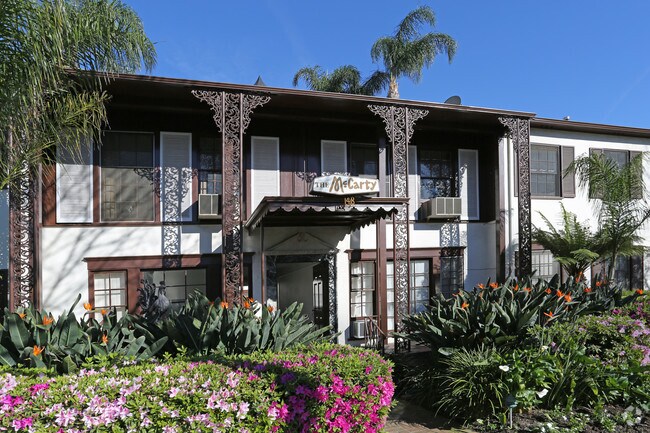 Mc Carty Apartments