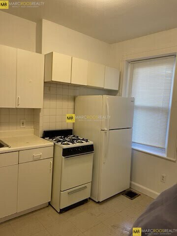 Building Photo - 756 Huntington Ave Unit 4 Rental